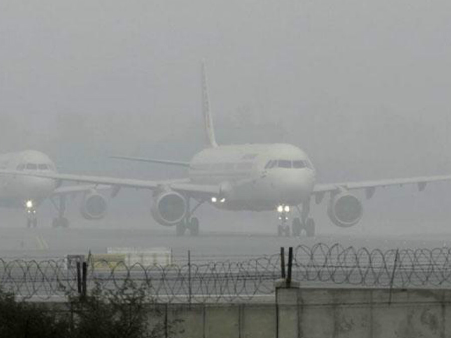Shadow Dense Fog In Delhi 2 Hour Delayed Aircraft