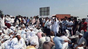 Farmers took to the streets to protest against the agricultural ordinance, jammed