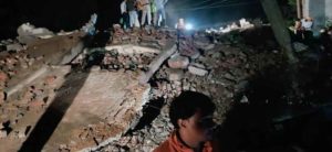 3-storey-building-collapsed SACHKAHOON