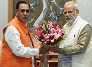 Modi wishes Rupani a happy birthday