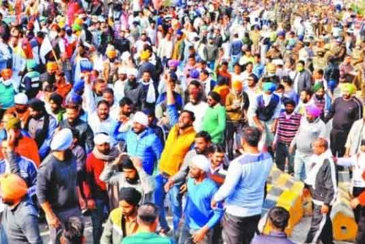 किसानों ने दिल्ली-उत्तर प्रदेश सीमा को पूरी तरह बंद किया Farmer-Protest