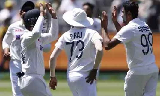 बुमराह और अश्विन ने ऑस्ट्रेलिया को 195 पर समेटा Australia Test Match