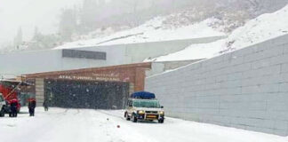 Atal-Tunnel-Rohtang-snowfall