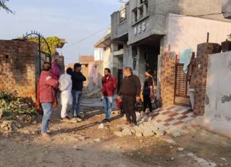 Dirt And Dilapidated Street sachkahoon