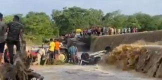 Car fell into River