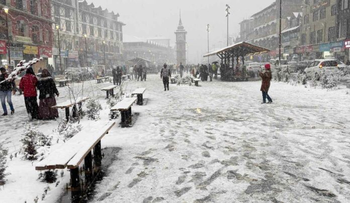 Srinagar Bad Weather